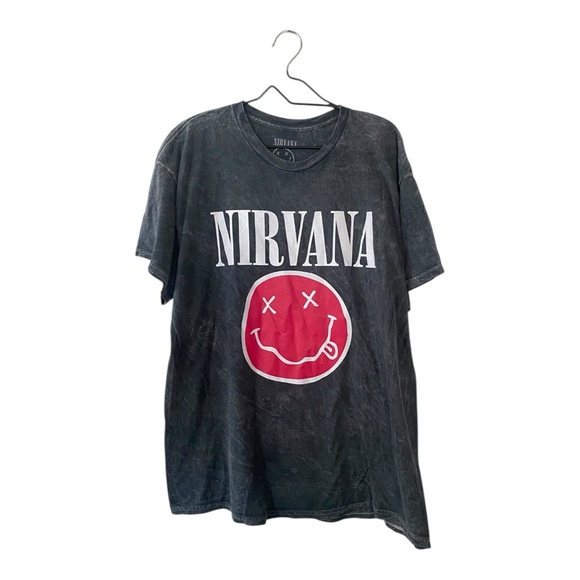 Distressed Gray Nirvana Smiley Graphic Live 93 Concert T Shirt Size XL Grunge - Picture 1 of 7